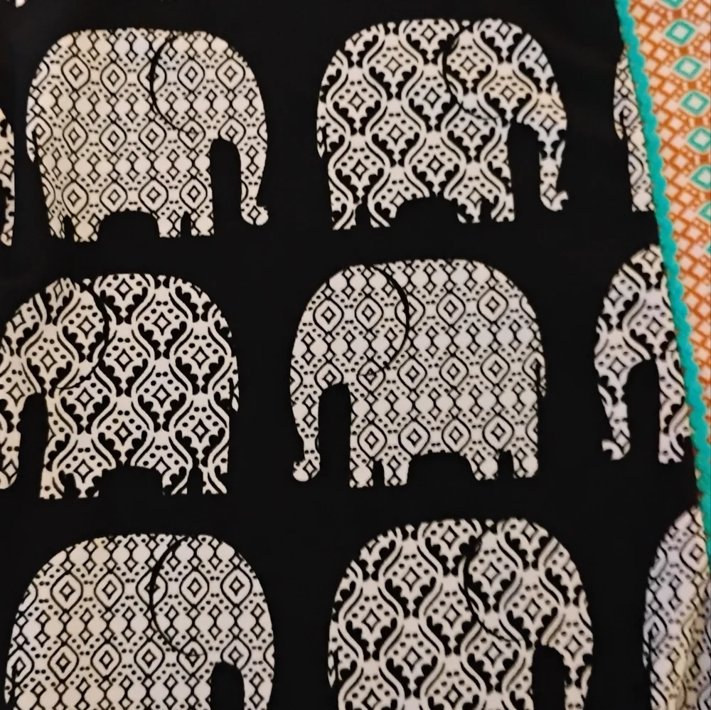 Ruby Rd Black and White Elephant Print Tunic. Boho Style. Size XL - Picture 10 of 10